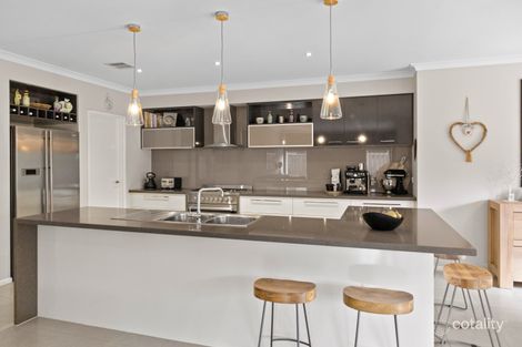 Property photo of 12 Casandra Court Berwick VIC 3806