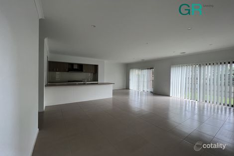 82 Evesham Dr, Point Cook, VIC 3030