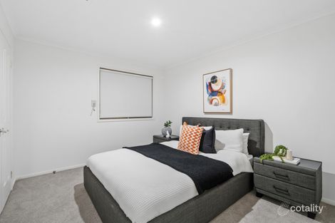 Property photo of 10 The Grove Hillside VIC 3037