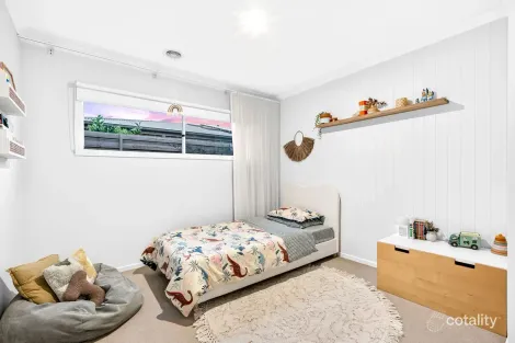 Property photo of 3 Decalage Street Mount Duneed VIC 3217