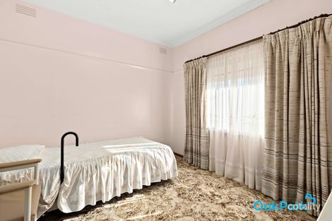 Property photo of 27 Cosmos Street Glenroy VIC 3046