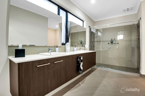 Property photo of 16 Grainger Drive Wollert VIC 3750