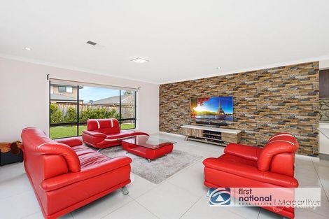 Property photo of 6 McGuire Crescent Bardia NSW 2565