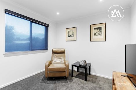 Property photo of 10 Whitford Way Frankston VIC 3199