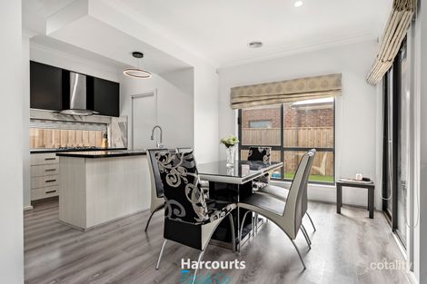 Property photo of 2 Clapham Avenue Wollert VIC 3750