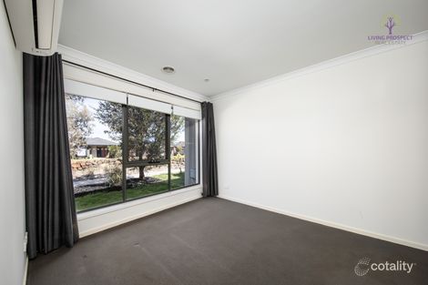 Property photo of 15 Gants Path Wyndham Vale VIC 3024