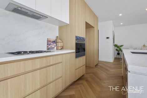 Property photo of 296 Grange Road Ormond VIC 3204