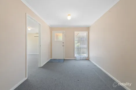 Property photo of 10 Petersen Street Lakes Entrance VIC 3909