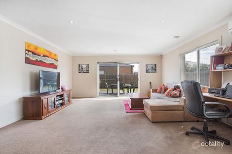 Property photo of 28 Home Road Point Cook VIC 3030