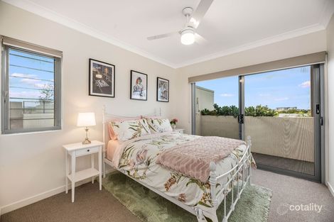Property photo of 30/67 Regatta Boulevard Birtinya QLD 4575