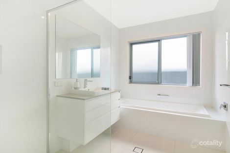 Property photo of 6 Jacaranda Avenue Hollywell QLD 4216