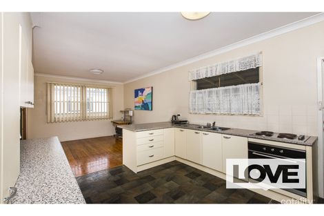 Property photo of 39 Conmurra Circuit Shortland NSW 2307