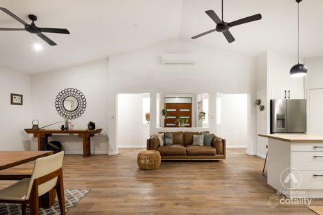 Property photo of 32 Canopy Drive Bonogin QLD 4213