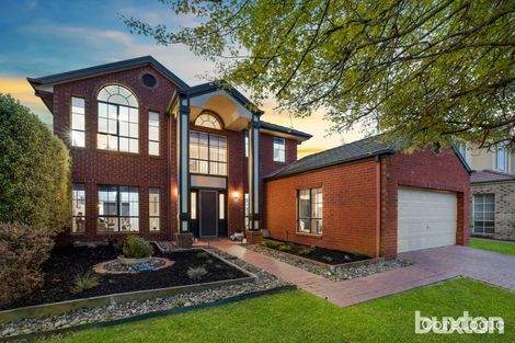 Property photo of 11 Marinique Drive Aspendale Gardens VIC 3195