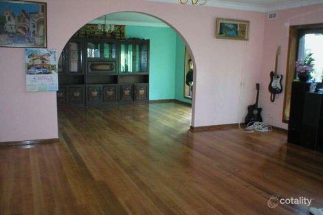 Property photo of 3 Gumtree Close St Albans VIC 3021