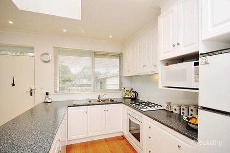 Property photo of 104 Eley Road Burwood East VIC 3151