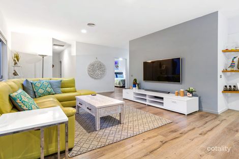 Property photo of 2/14 Maxwell Street Mornington VIC 3931