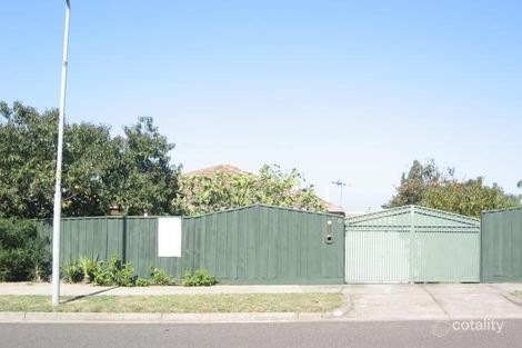 15 Rawdon Hill Dr, Dandenong North, VIC 3175