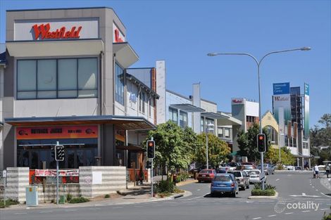 Property photo of 27 Marble Arch Place Arundel QLD 4214
