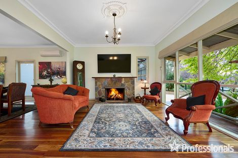 Property photo of 8 Boxtree Road Montrose VIC 3765