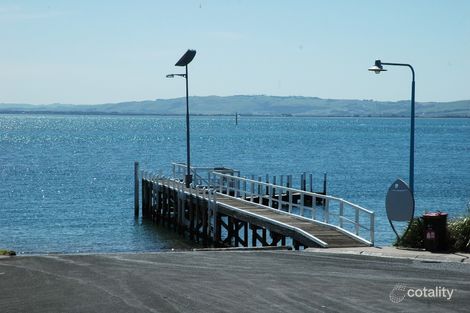 Property photo of 7 Beach Crescent Newhaven VIC 3925