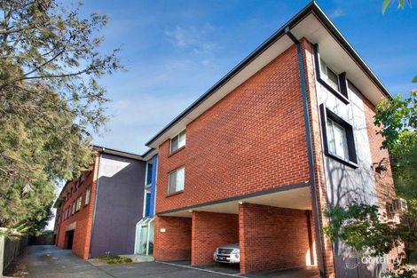 2/804 Warrigal Rd, Malvern East, VIC 3145
