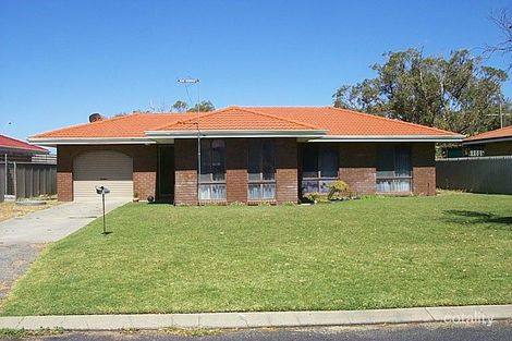Property photo of 2 Breaker Close Silver Sands WA 6210