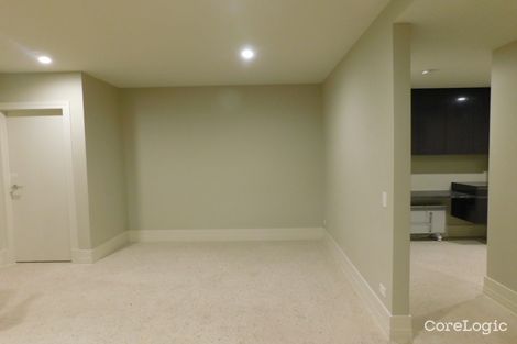 Property photo of 10A Huntingdon Road Bentleigh East VIC 3165