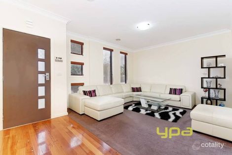 Property photo of 5 Officer Court Werribee VIC 3030
