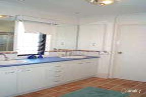 Property photo of 2 Harlow Place McDowall QLD 4053