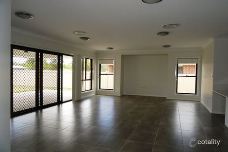 Property photo of 2 Parker Place Chinchilla QLD 4413