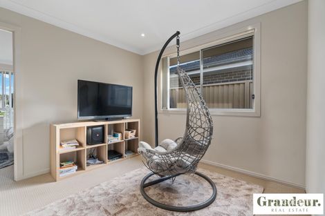 Property photo of 8 Leeton Road Hinchinbrook NSW 2168