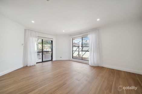 Property photo of 12 Lawson Place Lake Coogee WA 6166