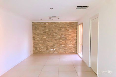 Property photo of 9 Caulfield Crescent Roxburgh Park VIC 3064