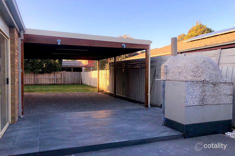 Property photo of 9 Caulfield Crescent Roxburgh Park VIC 3064