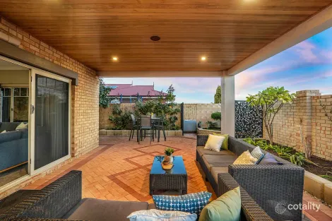 Property photo of 2 Ketch Close Ocean Reef WA 6027