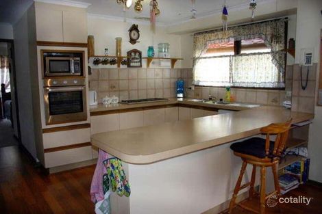Property photo of 19 David Avenue Cranbourne VIC 3977