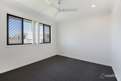 Property photo of 5 Hupfeld Lane Pimpama QLD 4209