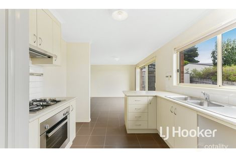 Property photo of 28/18-20 Ben Drive Pakenham VIC 3810