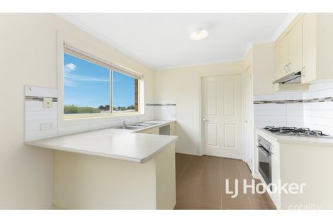 Property photo of 28/18-20 Ben Drive Pakenham VIC 3810