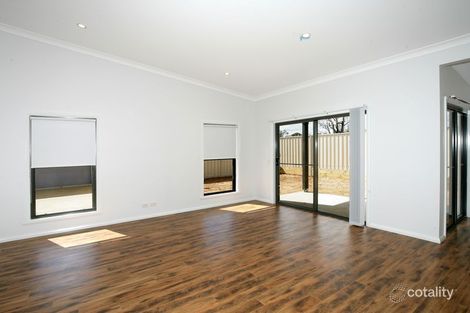 Property photo of 2/1 Cootamundra Boulevard Gobbagombalin NSW 2650