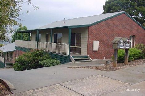 30 Old Kent Rd, Mooroolbark, VIC 3138