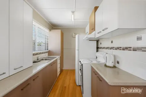 Property photo of 19 Thompson Street Silkstone QLD 4304