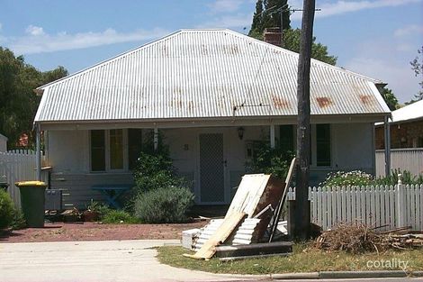 8 Lansdowne Rd, Kensington, WA 6151