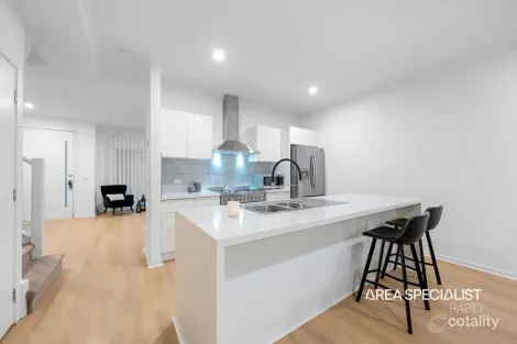 Property photo of 93 Lynbrook Boulevard Lynbrook VIC 3975