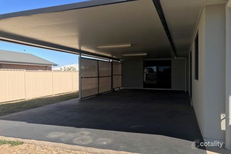 Property photo of 18 Newman Drive Emerald QLD 4720