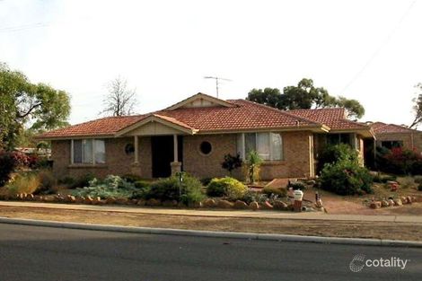 63 Mclennan St, Quairading, WA 6383