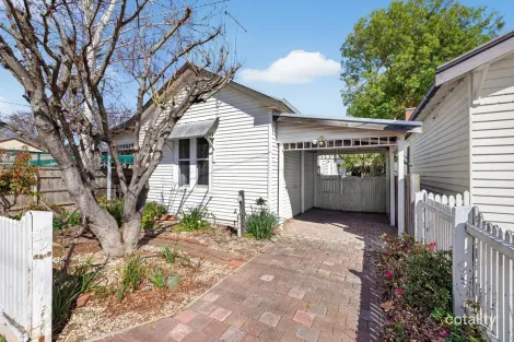 49 Queen St, Maffra, VIC 3860