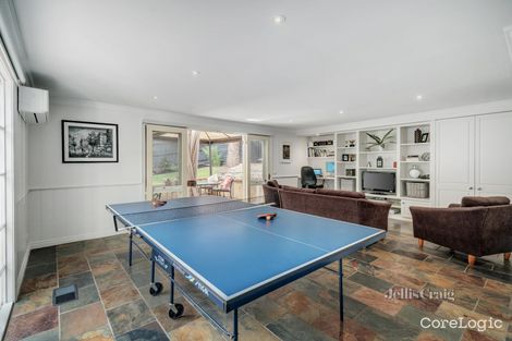 Property photo of 12 Long Valley Way Eltham VIC 3095