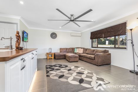 Property photo of 8 Alexander Avenue Kallangur QLD 4503